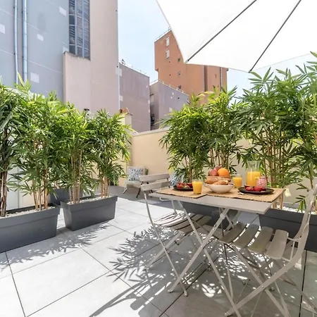 Studio Guimet Avec Terrasse Centre Lyon Oullins